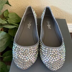Womens Embellished Flats